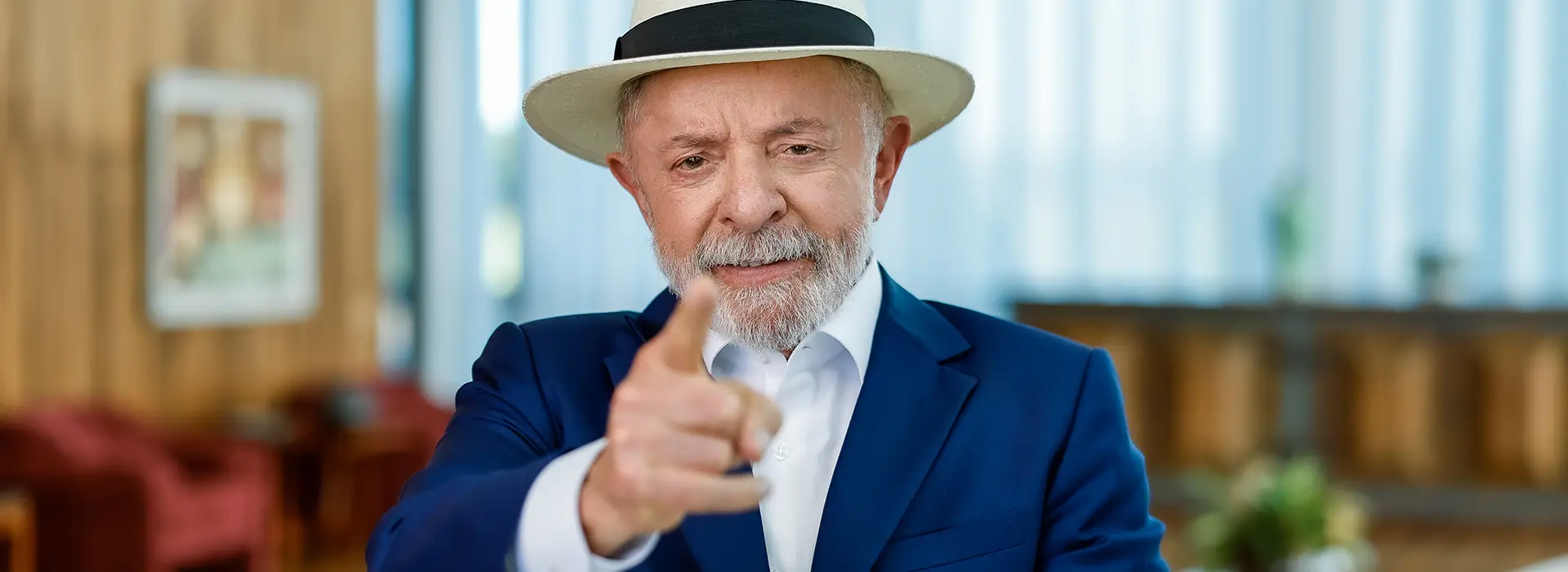FGTS no balcão, bet na coleira: o novo desenrola e a arte oficial de trocar sufoco por prestação